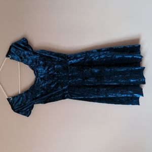 Teal scallop neck velvet dress
